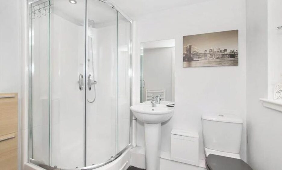 For sale Dundee City Quay flat overlooking HMS Unicorn