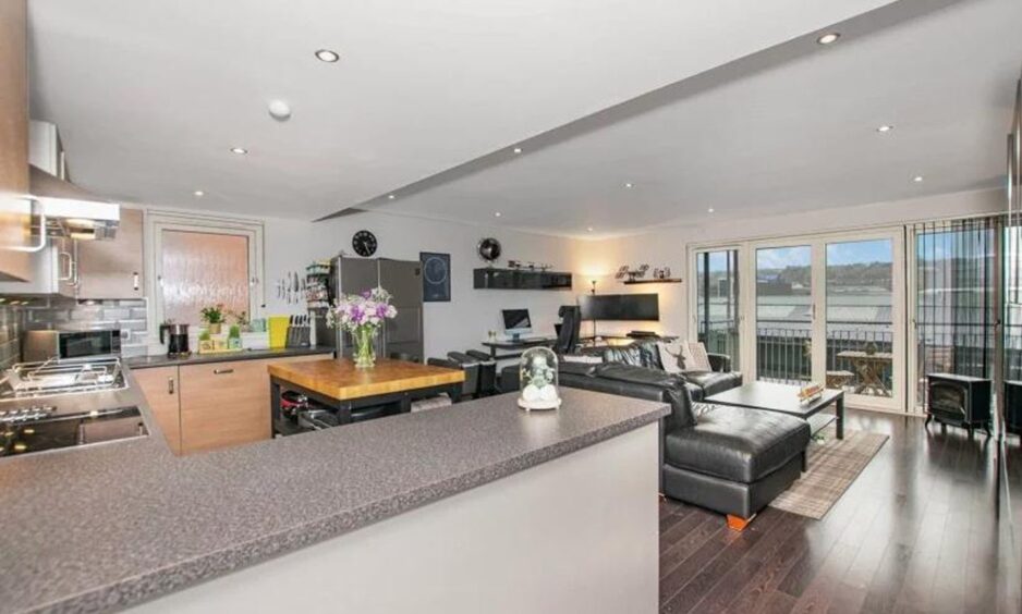 For sale Dundee City Quay flat overlooking HMS Unicorn