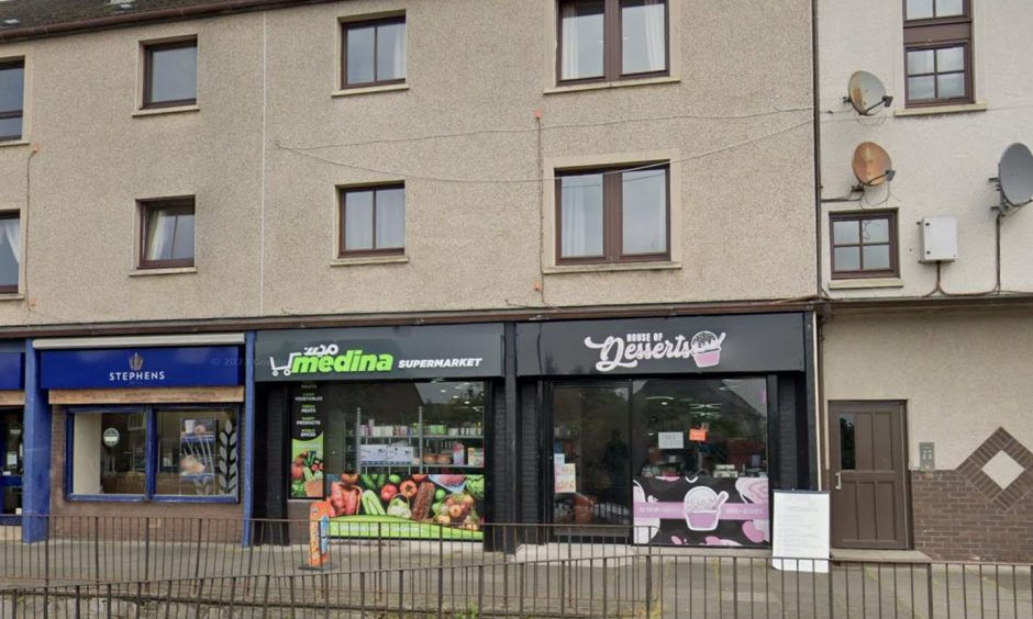 Buzz Shisha Lounge operated behind row of shops and flats in Dunfermline