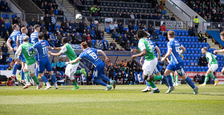 Hibernian's Emiliano Marcondes scores to make it 1-0.