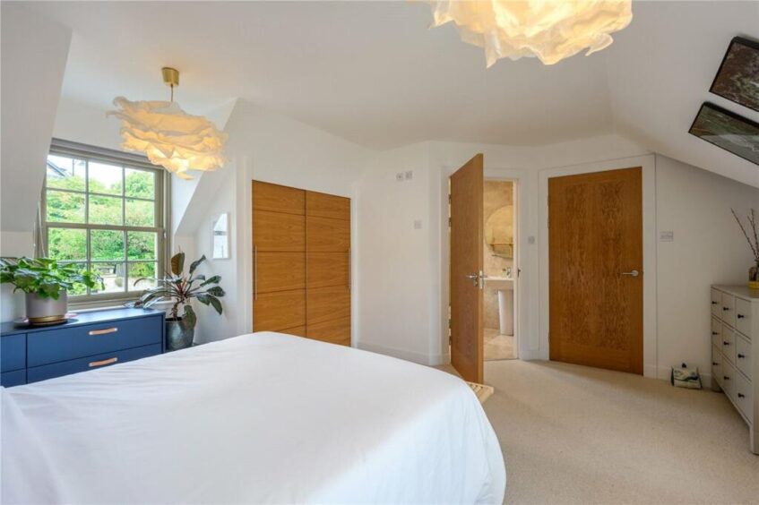 An ensuite sits off the master. Image: Savills 