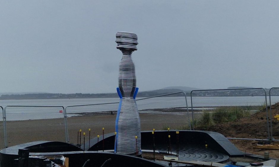 The waterfront 'lady' sculpture in Broughty Ferry