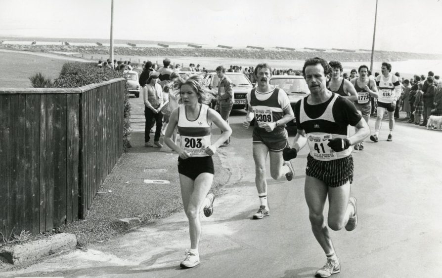 Dundee's Gail Pope in a group of runners in 1984.