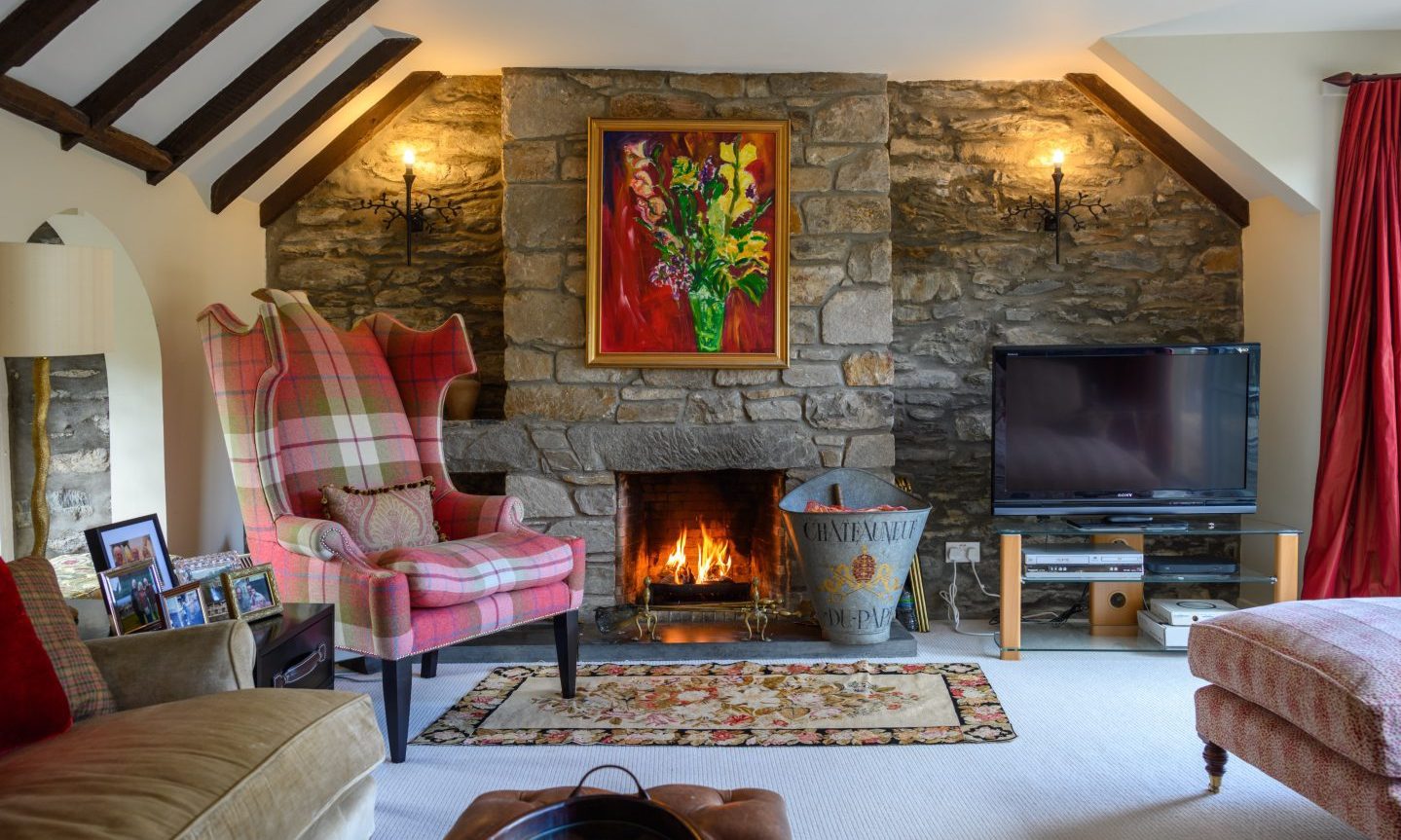 Idyllic Perthshire cottage on banks of River Lyon on sale for £350k