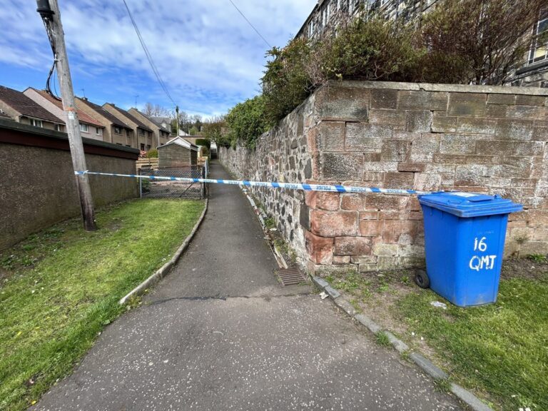 Police link Inverkeithing disturbance with Dunfermline incident