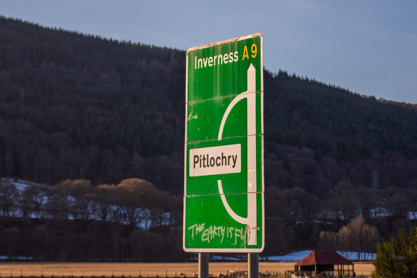 A sign for Pitlochry on the A9