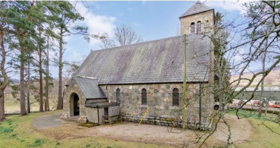 Maule memorial church Glenesk