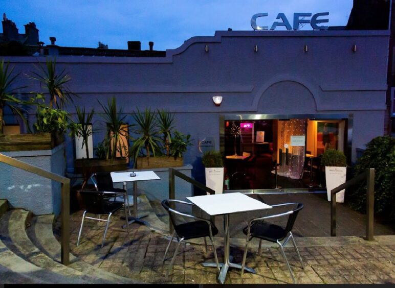 The outdoor or al fresco eating area at Cafe Continental, Kirkcaldy.