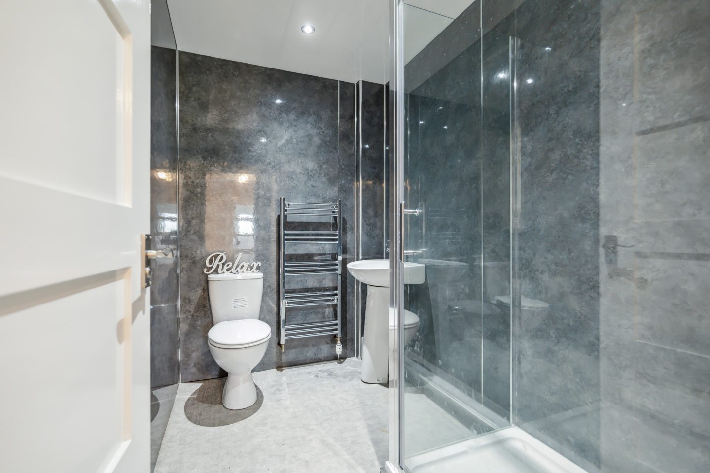 Fourbedroom Kinrossie bungalow with countryside views for sale