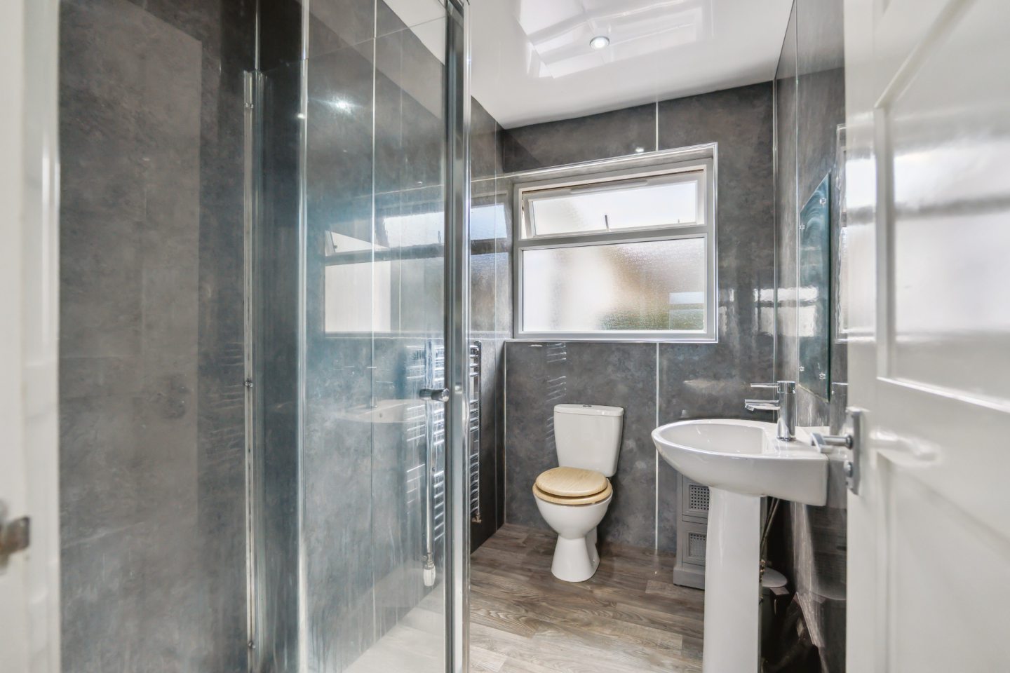 Fourbedroom Kinrossie bungalow with countryside views for sale