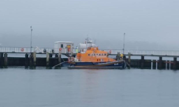 The Broughty Ferry lifeboat leaving for the scene on Wednesday. Image: DC Thomson