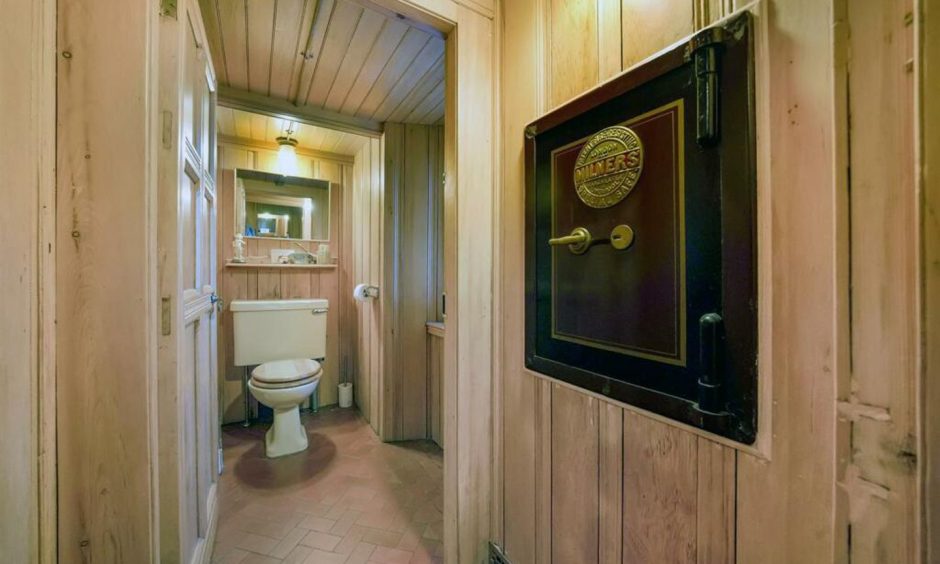 Toilet at Endrick Lodge in Stirling.