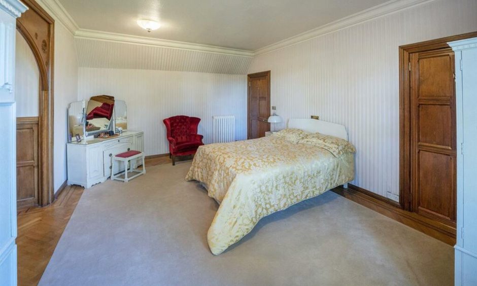 Bedroom at Endrick Lodge in Stirling.