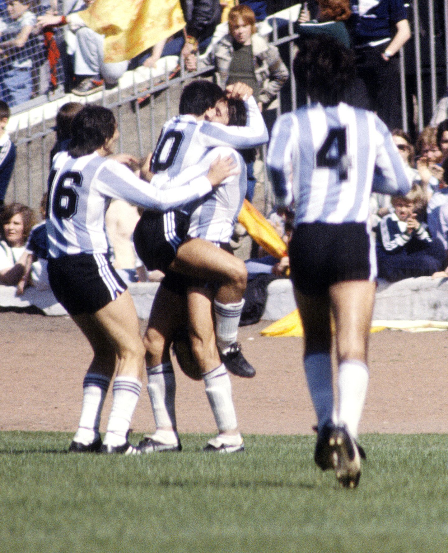 Argentina's Leopoldo Luque celebrates his goal 