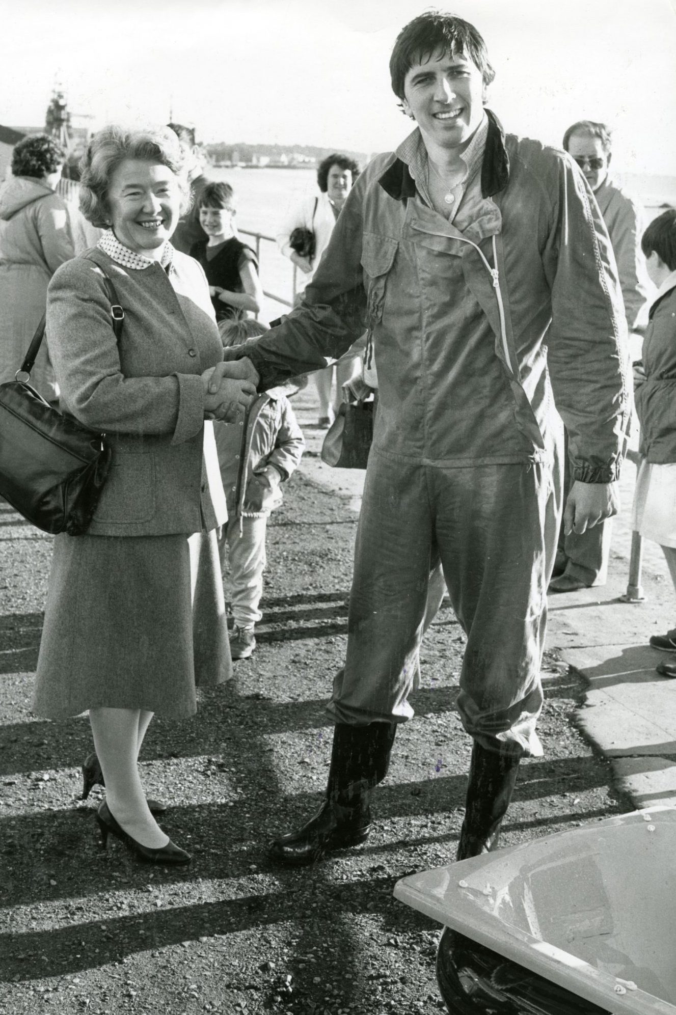 Dave Bussey pictured after he rowed down the Tay in a bath for the Tayside Body Scanner Appeal in 1984. 