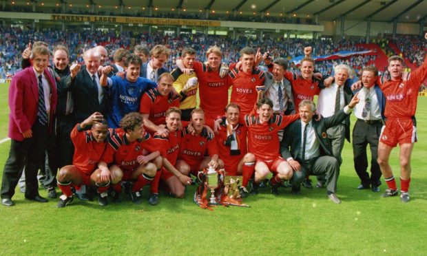 The Scottish Cup winning Dundee United squad in 1994