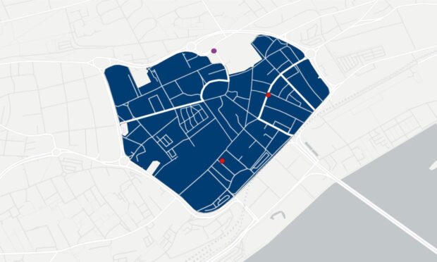 Map of Dundee LEZ boundaries and the air quality monitoring stations near it.