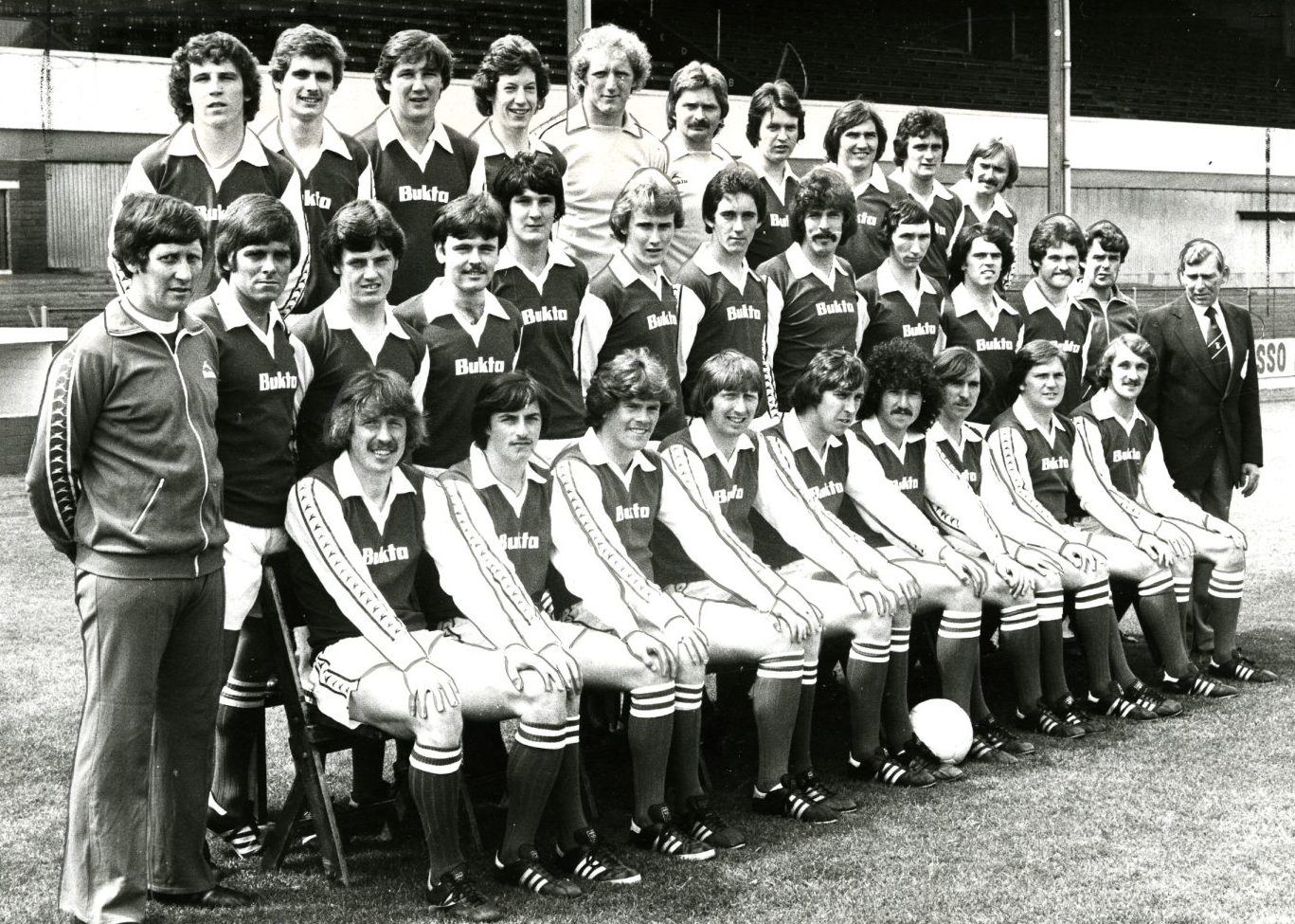 Hibernian team line up in 1978.
