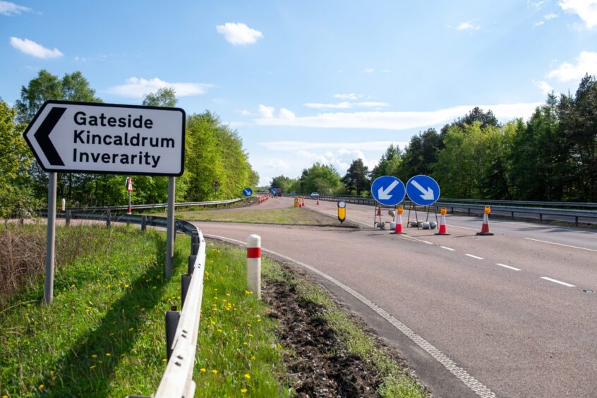 roadworks near Gateside on the A90