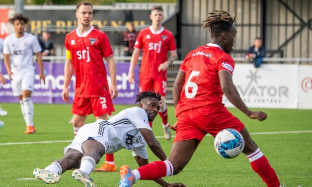 Dunfermline take on Cove Rangers in a pre-season friendly in June 2023.