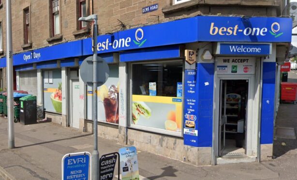 Ice lolly rage store raider assaulted Dundee shopkeeper