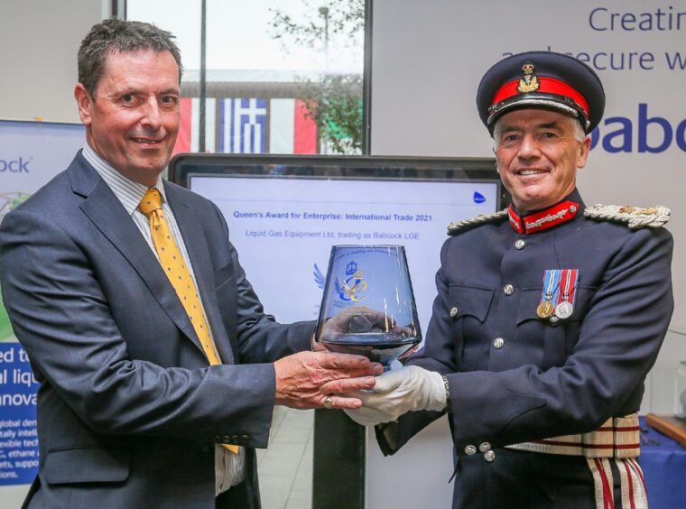 Fife Lord Lieutenant Robert Balfour, right, presents a Queen's Award to Babcock LGE managing director Neale Campbell in 2021.