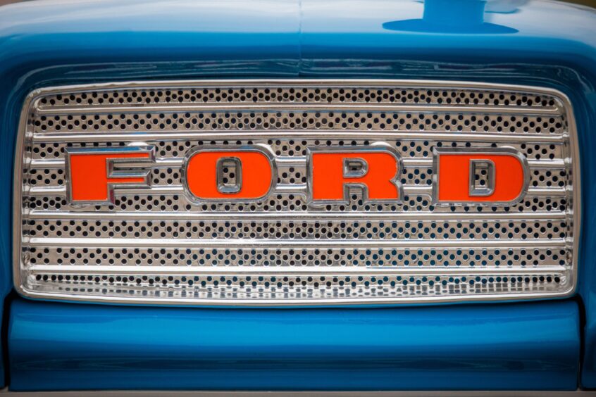 Forfar tractor classis grille.
