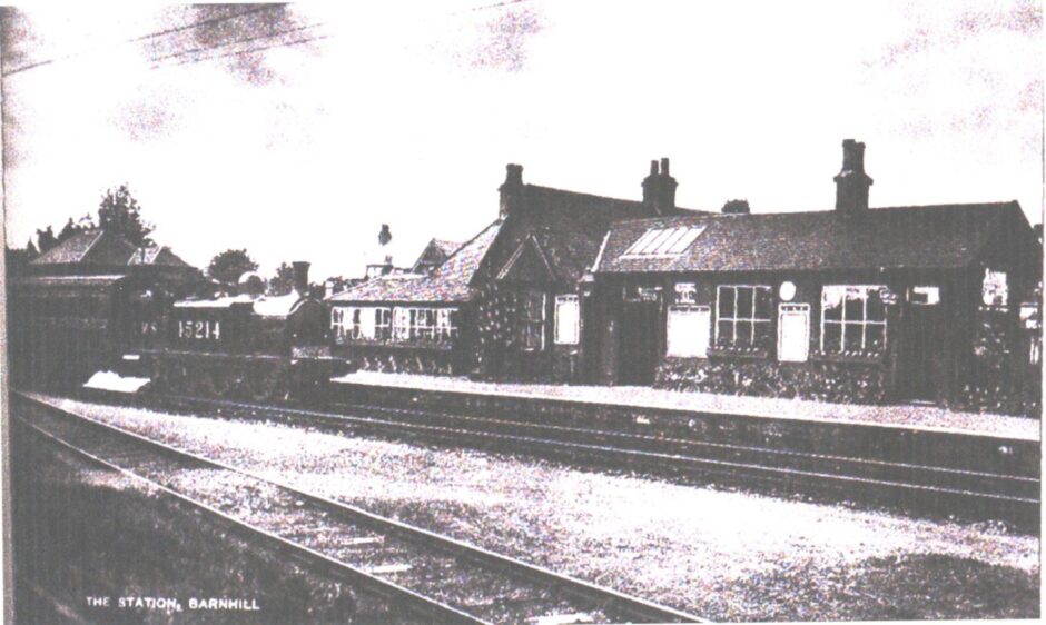 A Barnhill Station postcard.