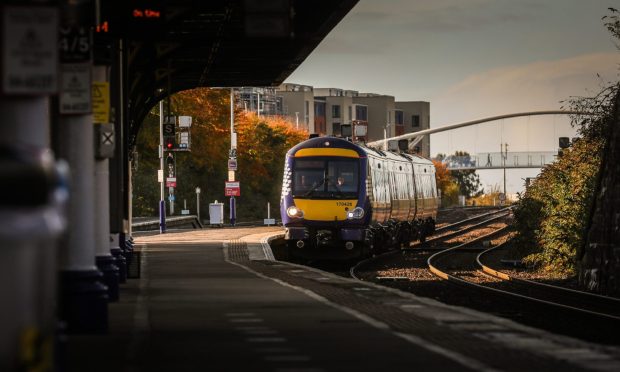 Trains to and from Dundee were disrupted on Sunday. Image: Mhairi Edwards/DC Thomson