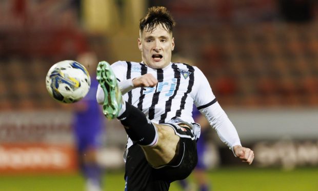 Josh Edwards in action for Dunfermline Athletic FC.