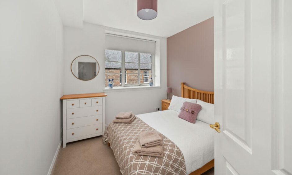 Double bedroom at property on Chandlers Lane, Dundee.