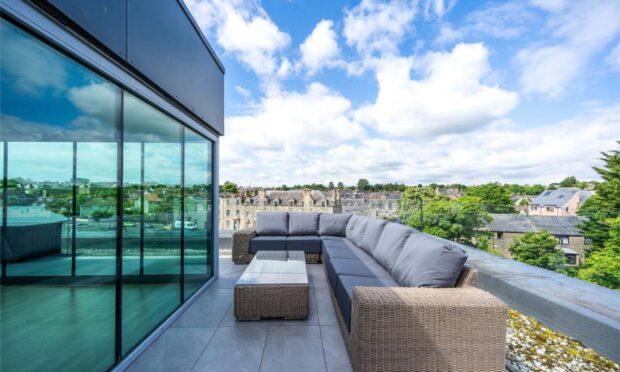 Stylish St Andrews apartment for sale