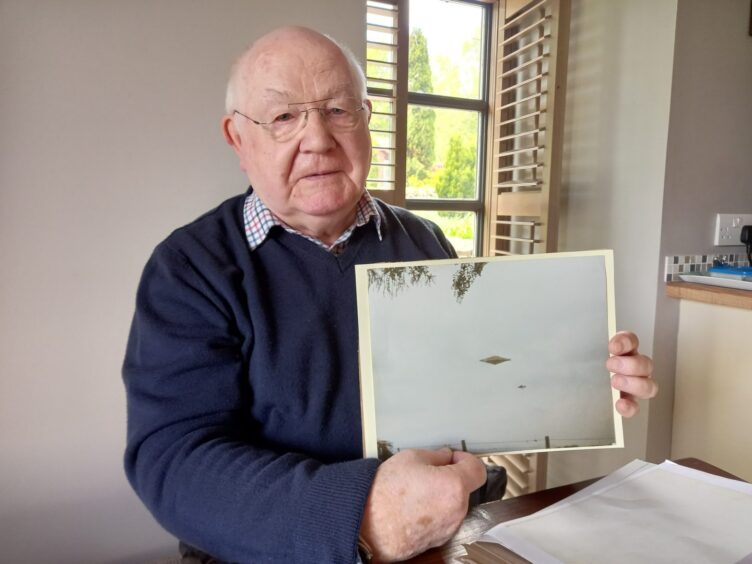 Retired RAF Press Officer Craig Lindsay with Calvine UFO picture 