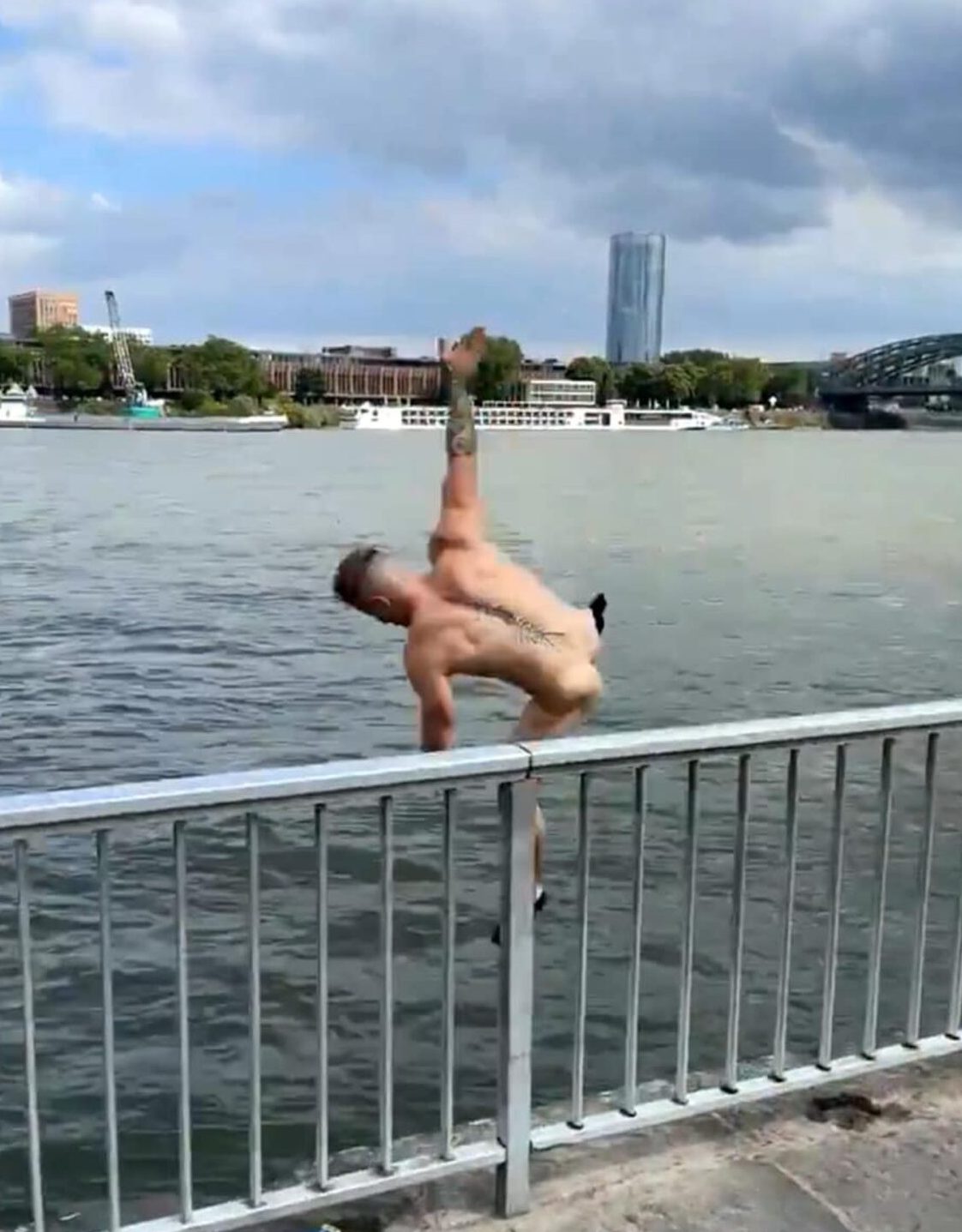 Gary Robertson's nephew jumps into the Rhine.