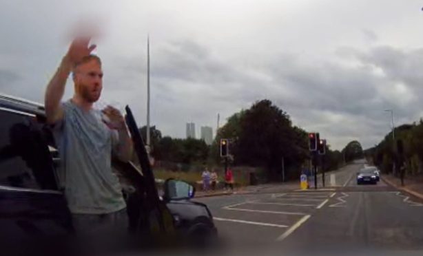 Police dashcam shows moment Robert Fleming was arrested.