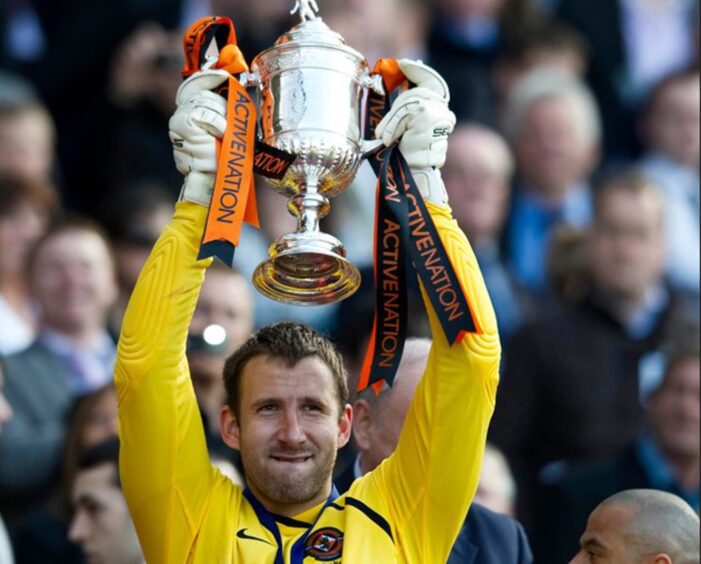 Lukasz Zaluska with the 2010 Scottish Cup