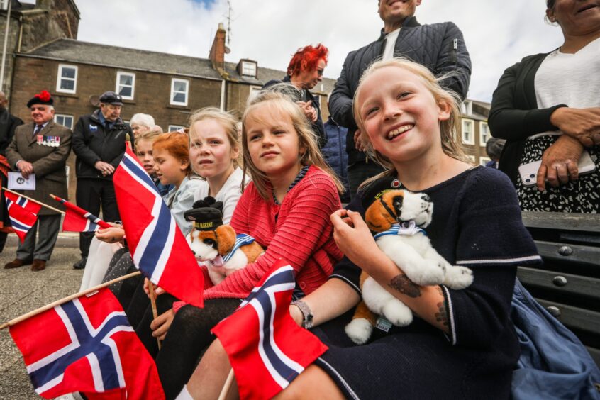 Norwegian children at Bamse 80th anniversary commemoration in Montrose.