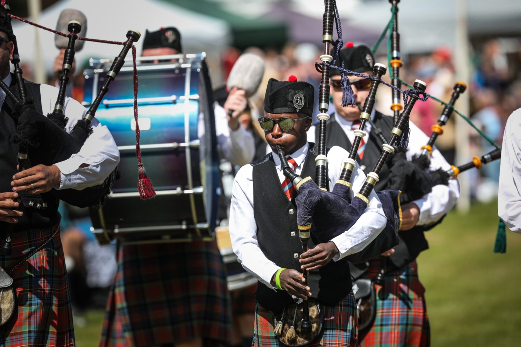 IN PICTURES Strathmore Highland Games at Glamis Castle