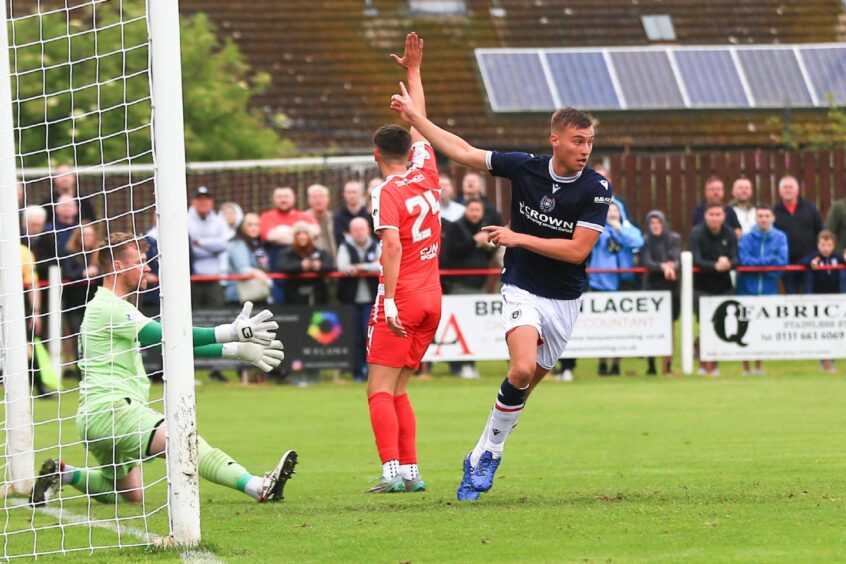 Ryan Astley netted his first Dundee goal. Image: SNS