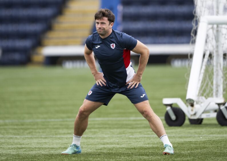 Lewis Stevenson warms up in training with Raith Rovers.