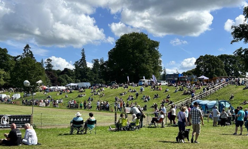 Scottish Tranpsort Extravaganza at Glamis Castle