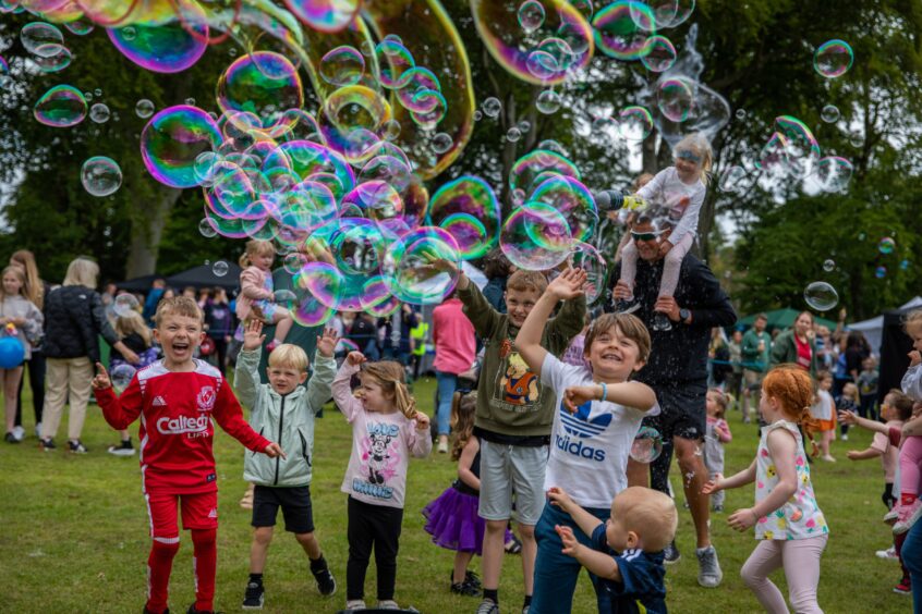 bubble entertainer at Carnoustie gala day.