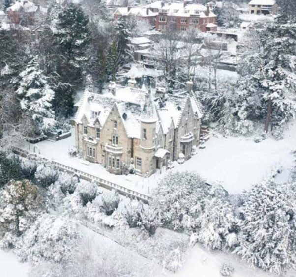 A stunning aerial view of Taypark House Estate. 