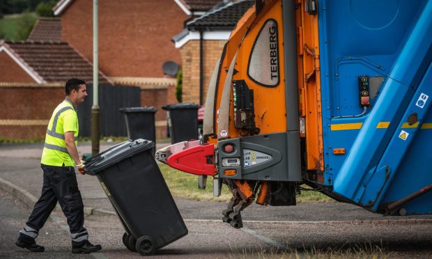 Waste and refuge workers are set to strike in Perth and Kinross, Fife and Stirling