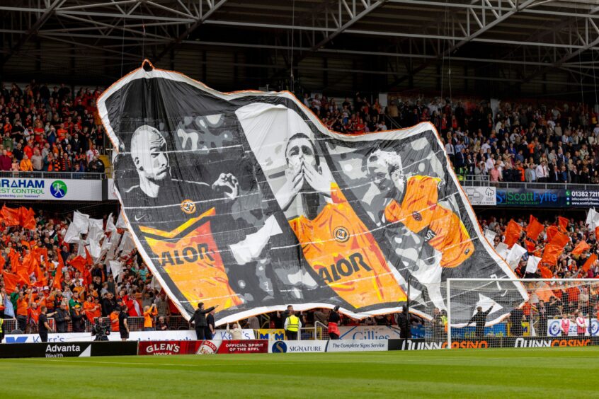 The spectacular pre-match tifo of Dundee United derby day heroes