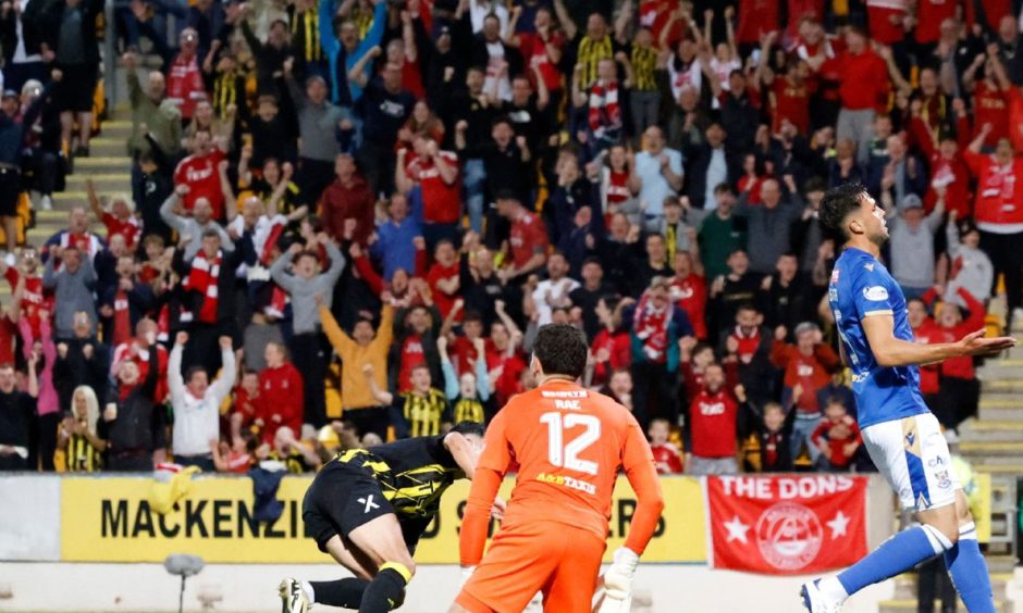 Jamie McGrath makes it 2-0 for Aberdeen.