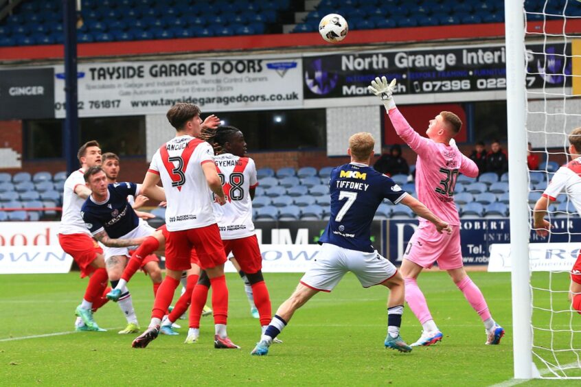 Jordan McGhee makes it 2-0. Image: David Young/Shutterstock