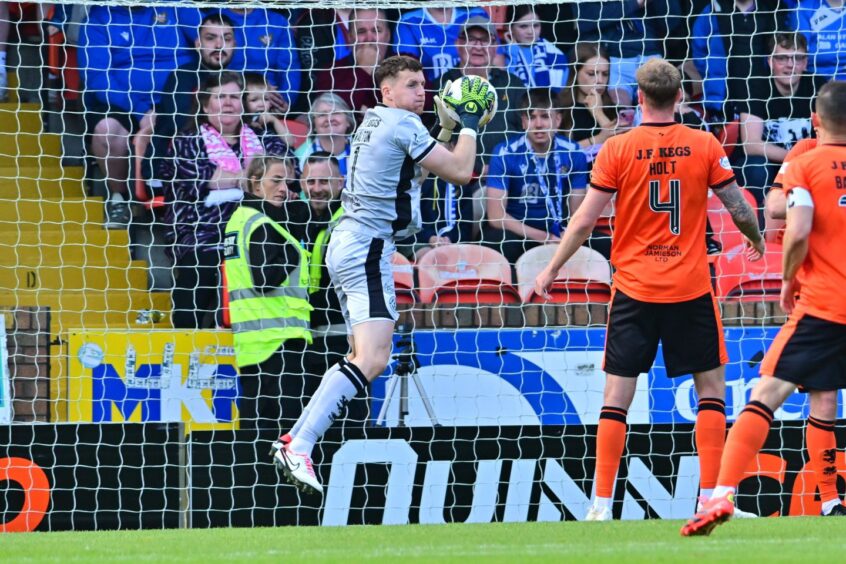 Jack Walton of Dundee United catches a cross