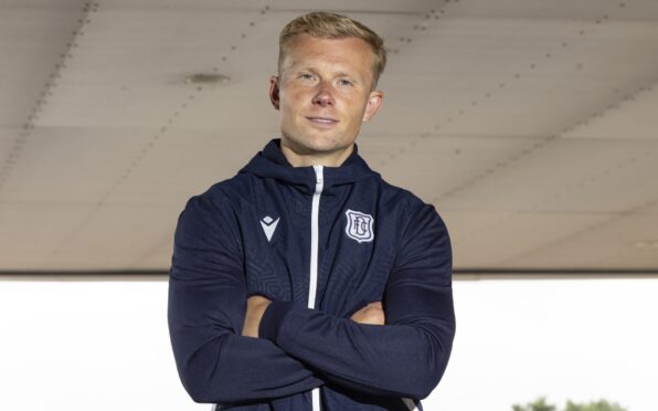 Curtis Main is relishing his first Dundee derby experience - including the walk from Dens Park to Tannadice. Image: Ross MacDonald/SNS