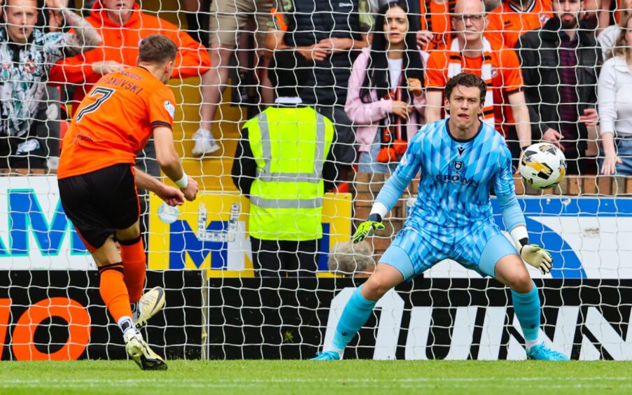 Kristijan Trapanovski fires Dundee United in front. Image: SNS